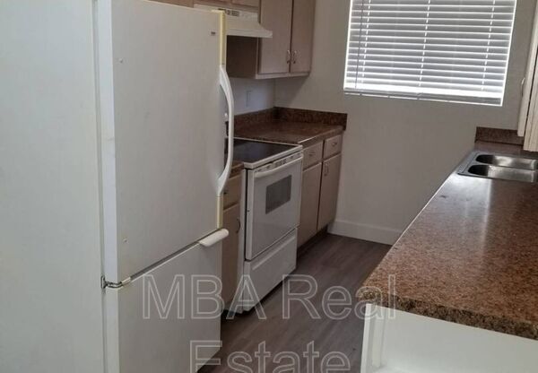 260 W 8th Ave Bldg 18