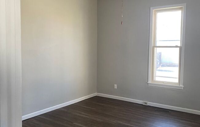 2 beds, 1 bath, $875