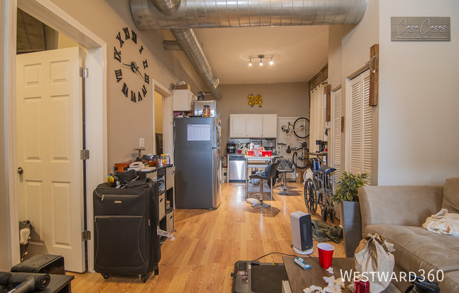 1479 HURON