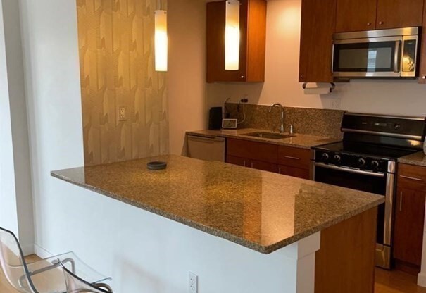 1 bed, 1 bath, 663 sqft, $3,400, Unit 510