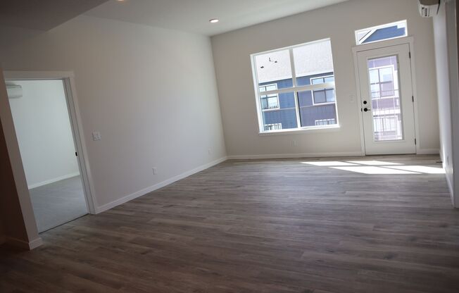 Town Home in CDA at the Hanley Lofts