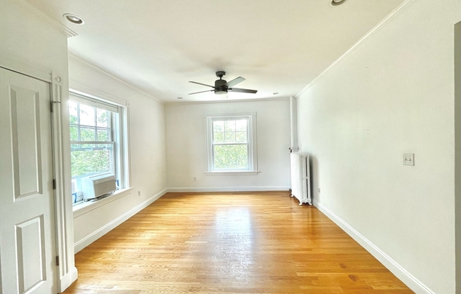 1 bed, 1 bath, 673 sqft, $3,350, Unit 39