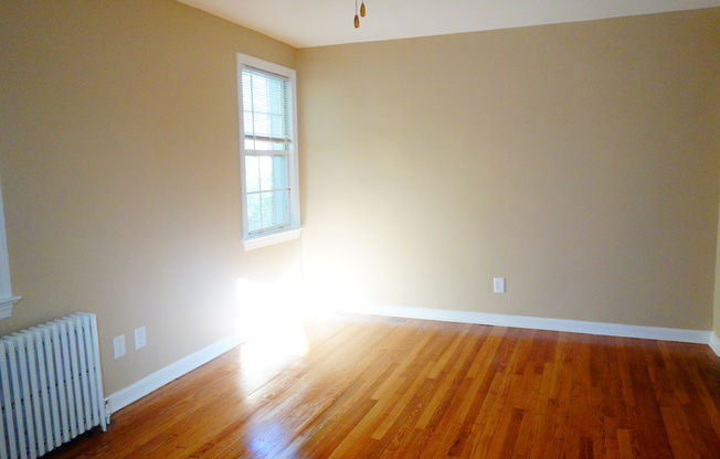 8007 Garland Avenue DGY LLC