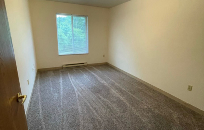 2 beds, 2 baths, 1,040 sqft, $1,100, Unit TE218X-226