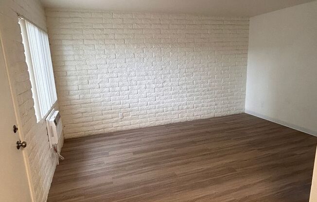 2 beds, 1 bath, 615 sqft, $1,100, Unit 106A
