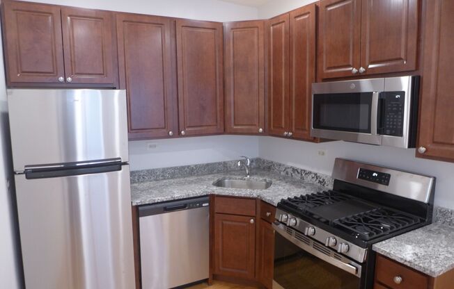 1 bed, 1 bath, 625 sqft, $1,595, Unit 304