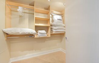 2 beds, 2 baths, $3,195, Unit # 2002