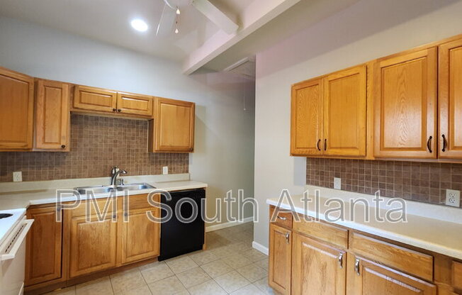 1366 CLERMONT AVE