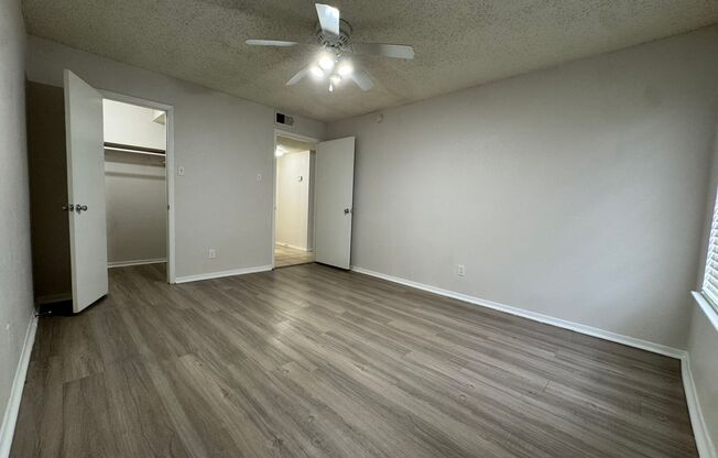 2 beds, 1 bath, 900 sqft, $1,299, Unit LAW7-103