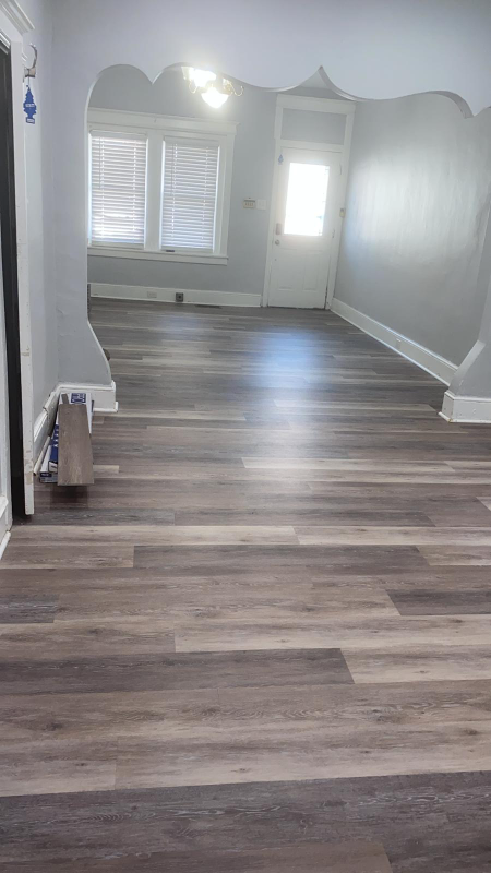 19 N 28 ST