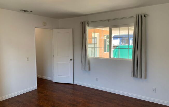 3 beds, 1 bath, $3,250