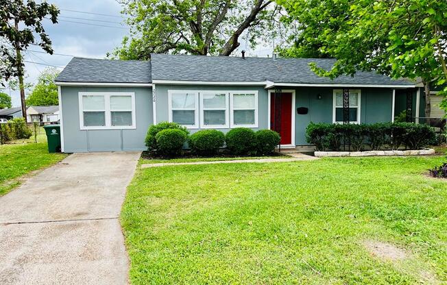 2726 STALLINGS DR