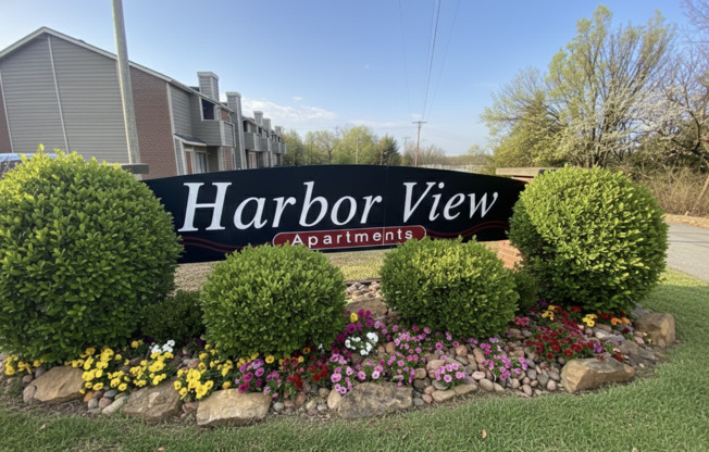 Harbor View Apartments