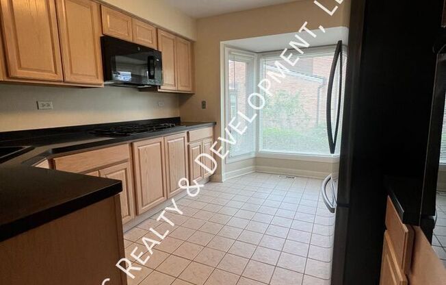 2S772 JAMESTOWN Trail