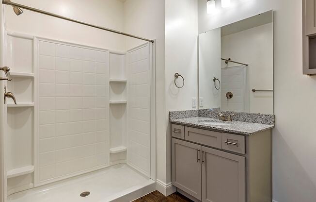 Comet Greensboro bathroom