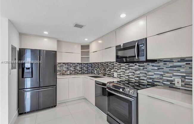 100 Bayview Dr # 508 (A12008849)