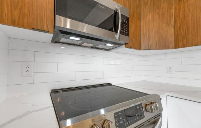 1 bed, 1 bath, 524 sqft, $1,395, Unit 506