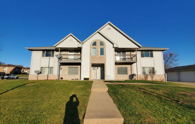 1344 Meadowcreek Dr. Condo Style