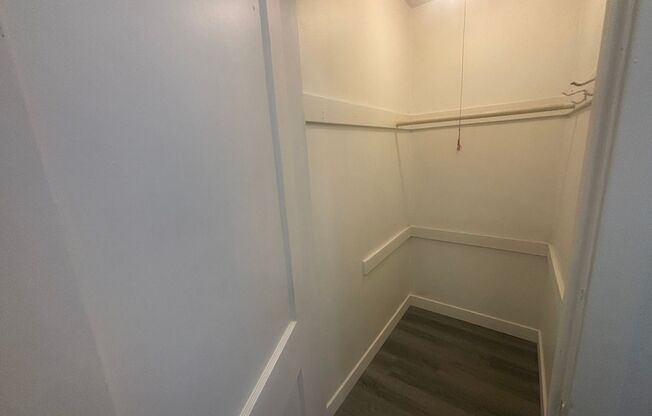 Studio, 1 bath, 285 sqft, $1,250, Unit Unit 02
