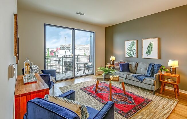 2 beds, 1 bath, 1,034 sqft, $1,900, Unit 505