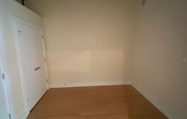 2 beds, 1.5 baths, 891 sqft, $1,485, Unit 213