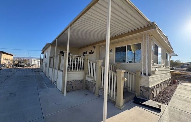 3 BR 2 bath Furnished home Utilities Included & Brand new Interior-Custom Remodel