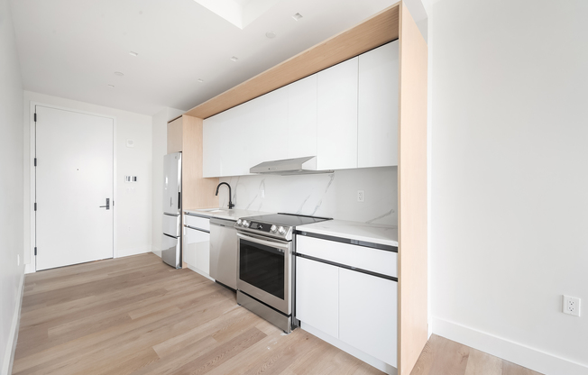 Studio, 1 bath, $2,800, Unit 3-A
