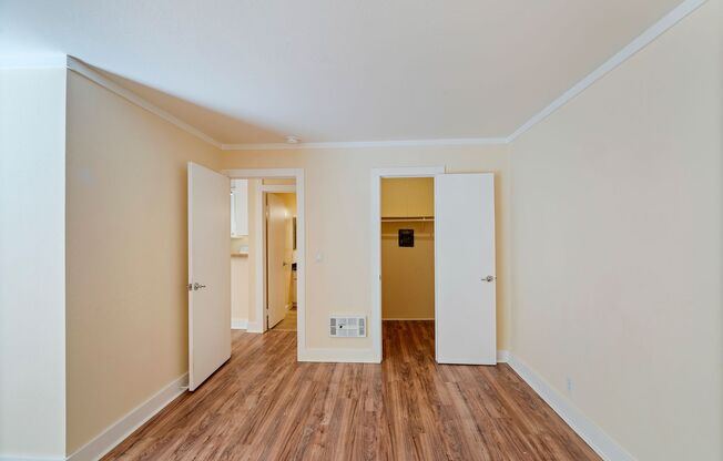 1 bed, 1 bath, $2,250, Unit 106