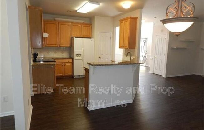 17130 CAMBRIDGE WOODS CT