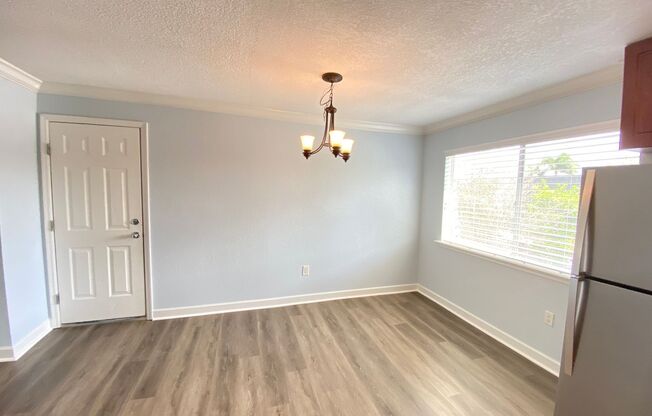 Spacious 3 bedroom, 2 bathroom Condo Located in Orlando, FL