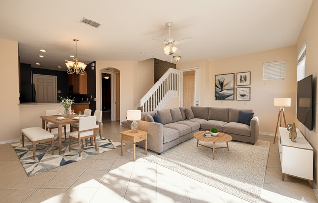 Bright & Spacious 3BR End-Unit Townhome in Serene Cranes Creek | Goldenrod – East Orlando