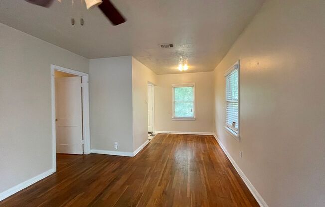 3 beds, 1 bath, $2,400