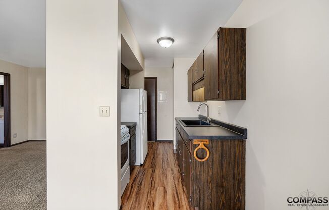 1 bed, 1 bath, 540 sqft, $945, Unit 107