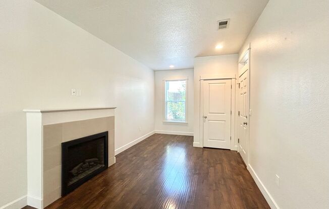 4946 4994 SW MARISSA TER