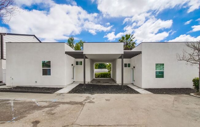 2 beds, 2 baths, 836 sqft, $2,995, Unit 4745-3