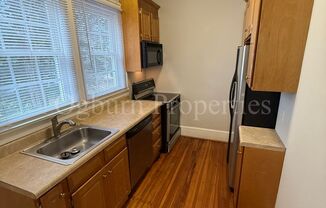 1 bed, 1 bath, $895, Unit 4