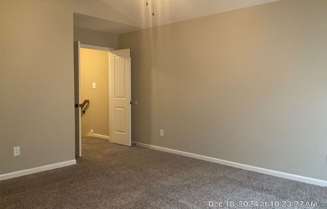 3 beds, 2.5 baths, 1,344 sqft, $1,695, Unit 02319