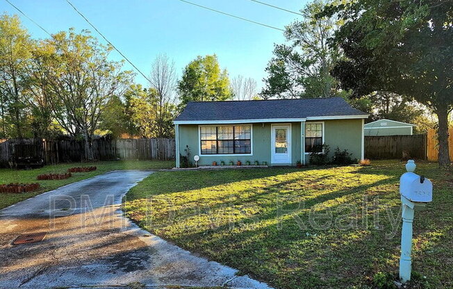 7523 COLLINS CT