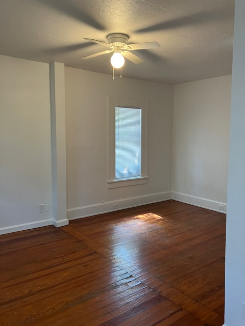1134 38 AVE N