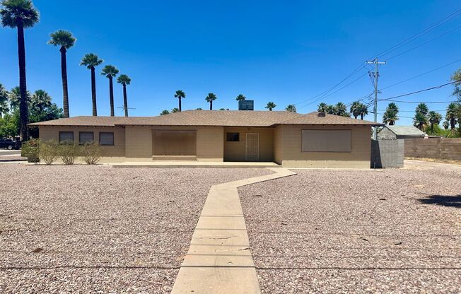 801 N. Gilbert Ave