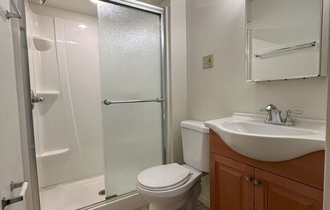 1 bed, 1 bath, $945, Unit 4