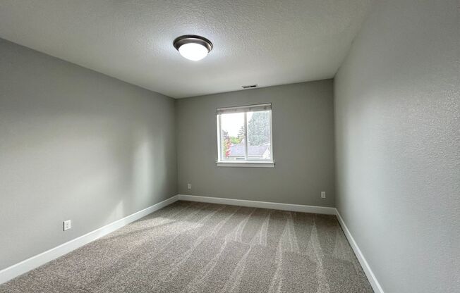 3 beds, 2.5 baths, $2,800