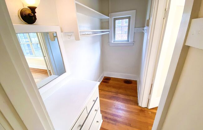 Studio, 1 bath, 365 sqft, $1,495, Unit 306
