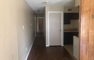 2 beds, 1 bath, $850