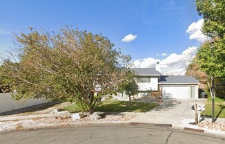 2022 W CAREFREE CIR