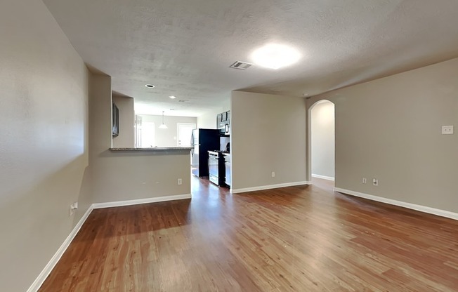 22366 QUEENBURY HLS DR