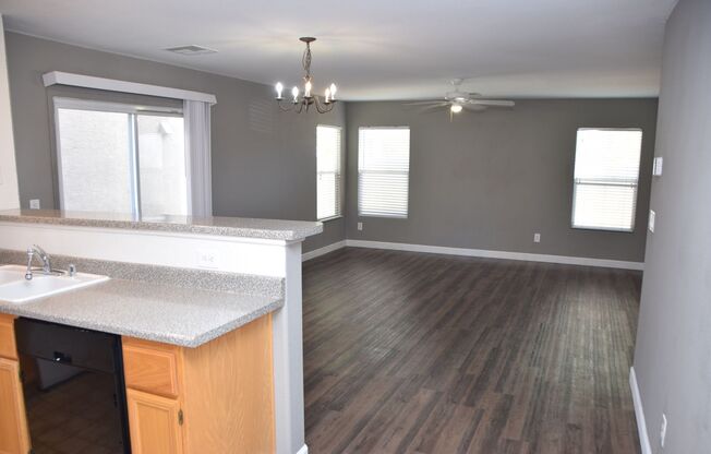 SOUTHWEST - BEAUTIFUL 2 STORY HOME