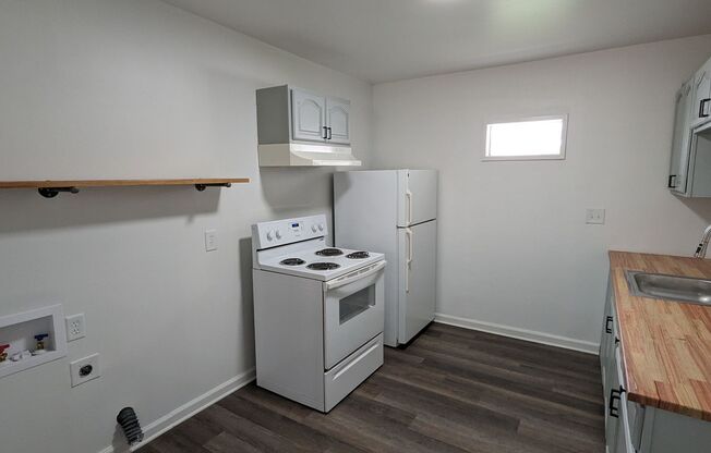 2 beds, 1 bath, 668 sqft, $1,200, Unit 617B