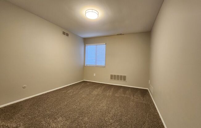 2 beds, 2 baths, 1,061 sqft, $1,360, Unit F102