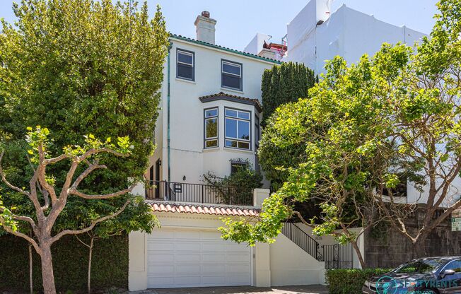 Pacific Heights: Remodeled Single Family Home w/ Garden, Rec Room & Double Car Garage
